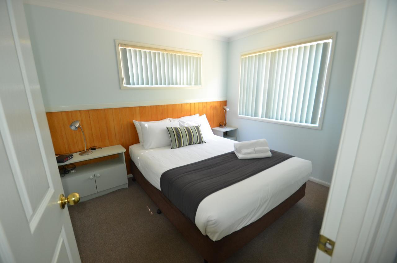 Coalmine Beach Holiday Park Уолпол Экстерьер фото